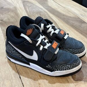 Nike Kids Black and White Sneakers with Orange Accents